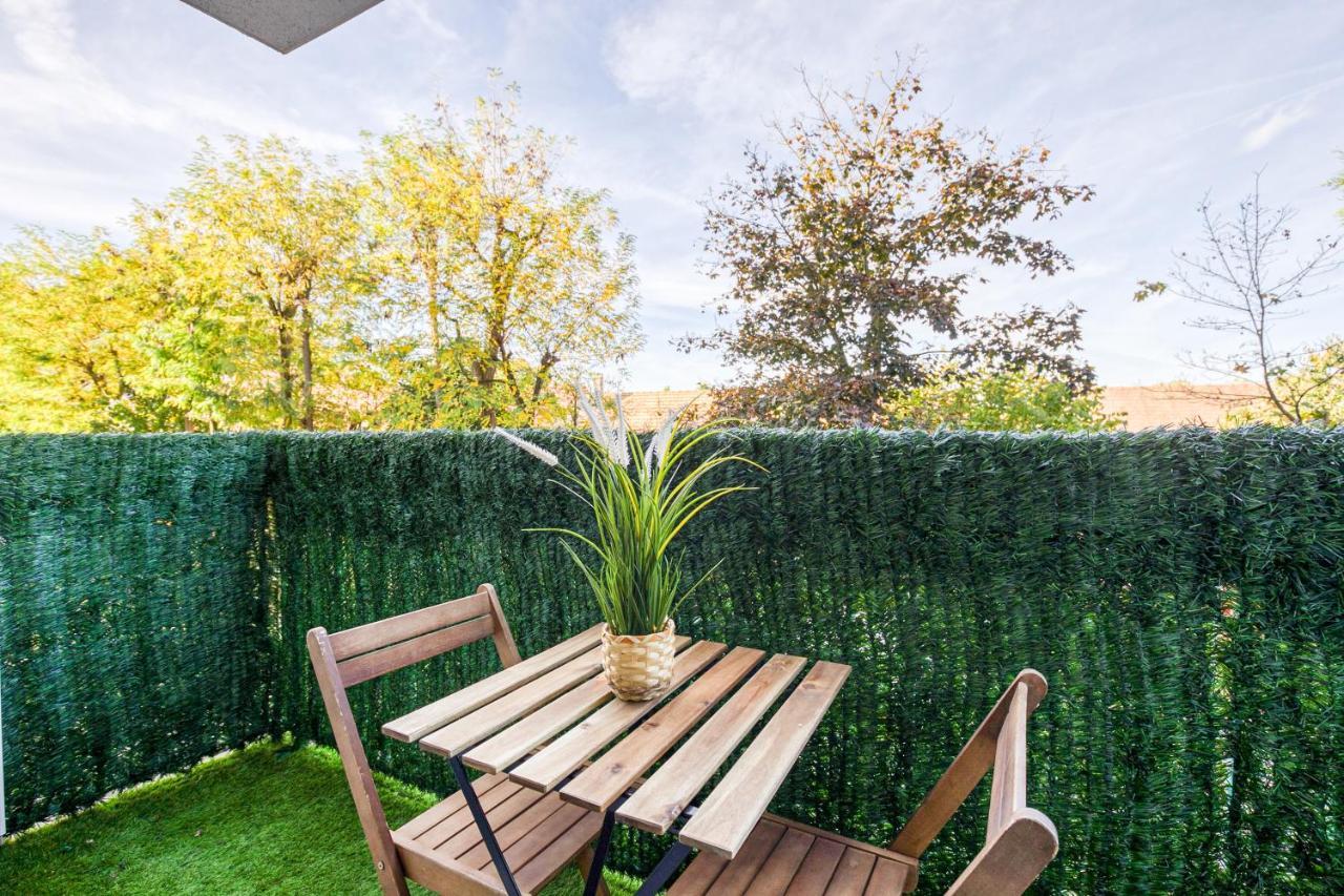 Escale De L'Yvette - 50M2 Cosy, Balcony & Parking Leilighet Longjumeau Eksteriør bilde